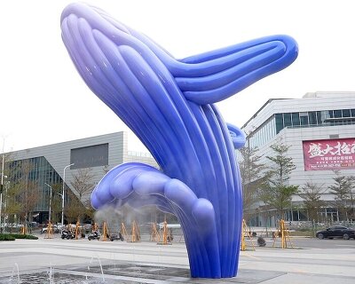 giant balloon-like whale sculpture emerges along the waterfront of zhanjiang