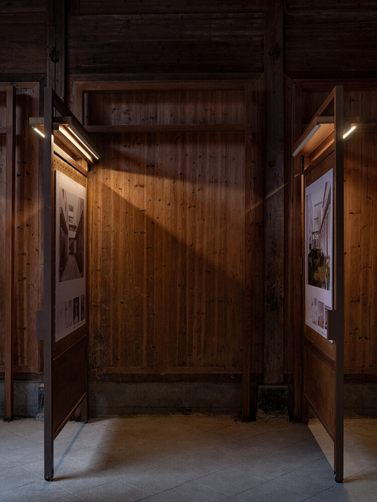 new timber volumes house services while remaining clearly distinct from the historic fabric