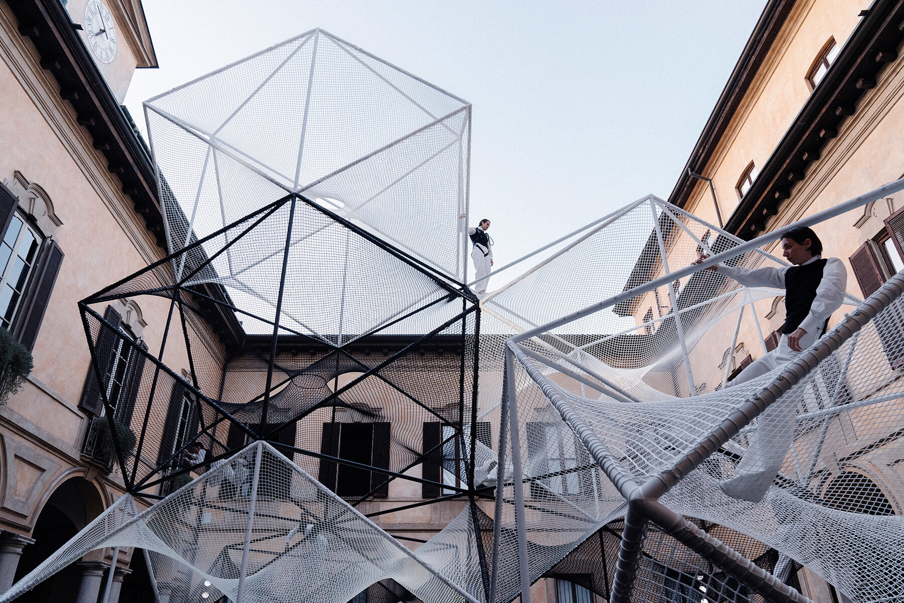 numen-for-use-dreams-motion-designboom-09a