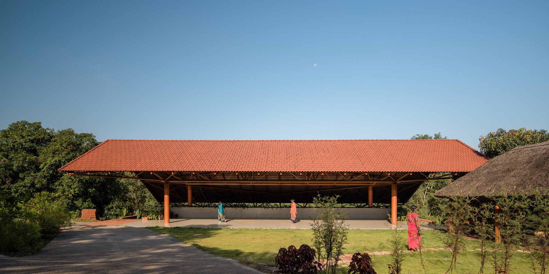 shared-space-open-pavilion-4site-architects-belagavi-karnataka,-india-designboom-1800-3