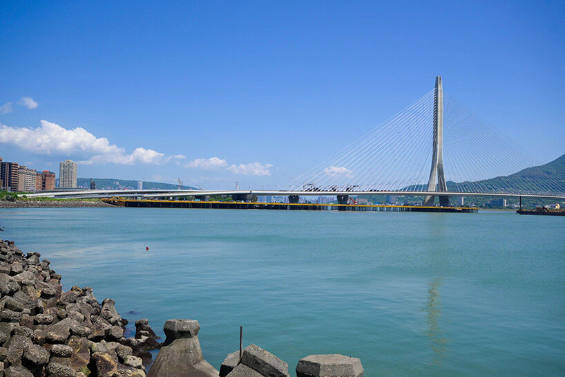 zaha hadid taiwan bridge