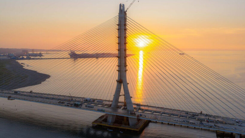 zaha hadid taiwan bridge