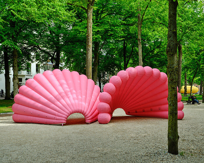 giant inflatable artworks turn the hague into an open-air museum during blowup jubilee