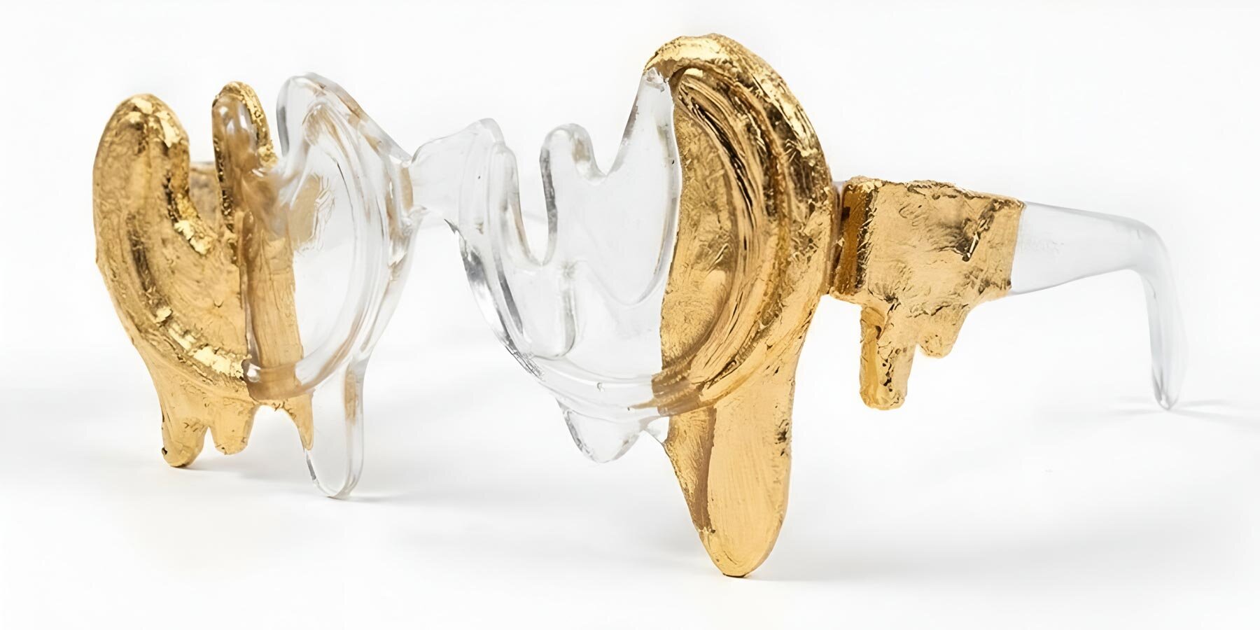 sini-majuri-its-getting-hot-in-here-sculptural-eyewear-venice-biennale-2026-designboom-1800