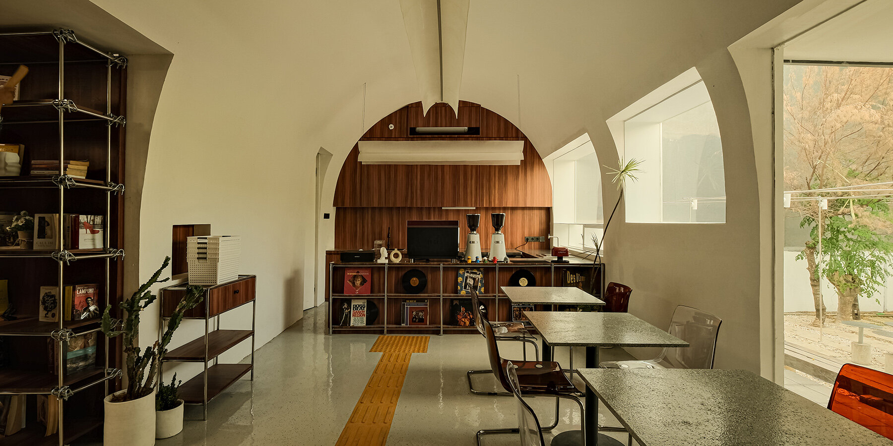 taobun-literacy-house-ins-studio-cafe-workspace-makassar-indonesia-designboom-1800-2