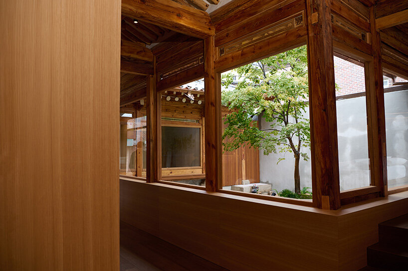 the courtyard remains visible throughout the interior
