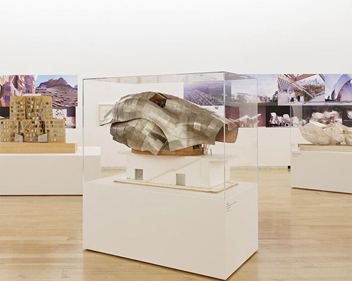 O século de Gehry (The Century of Gehry)