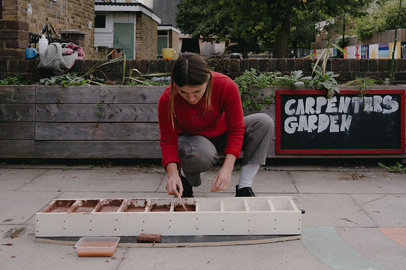 hands-on brick making uses human hair to reinforce a bio-based clay mixture