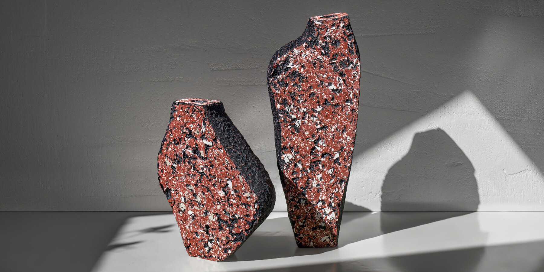 recycled-paper-composite-sculptural-vessels-volcanic-rock-fragment-donatas-zukauskas-designboom-1800-3