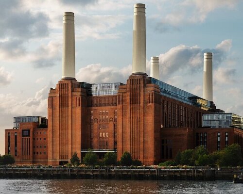 apple opens 600-capacity music venue inside london’s battersea power station