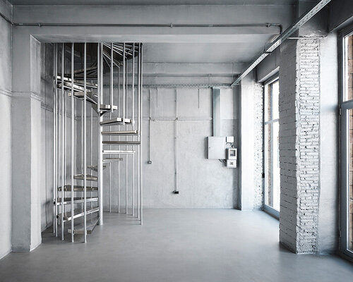 MPNYC turns former port warehouse into adaptable cultural space in piraeus