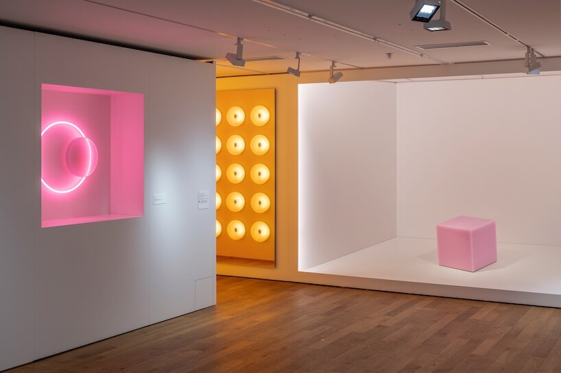 sabine marcelis turns light and color into immersive spaces at zurich’s museum für gestaltung - 1