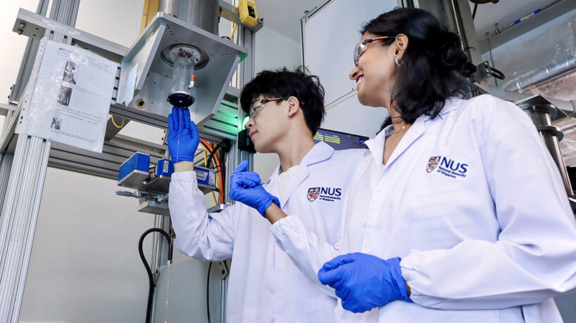 electronic fibers weave touchscreen into sleeve that survives machine washing - 4