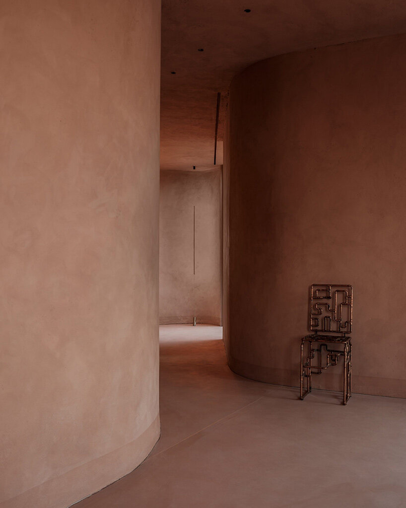 MOLD punctures terracotta-colored greek island ‘M residence’ with seven open-air courtyards - 4